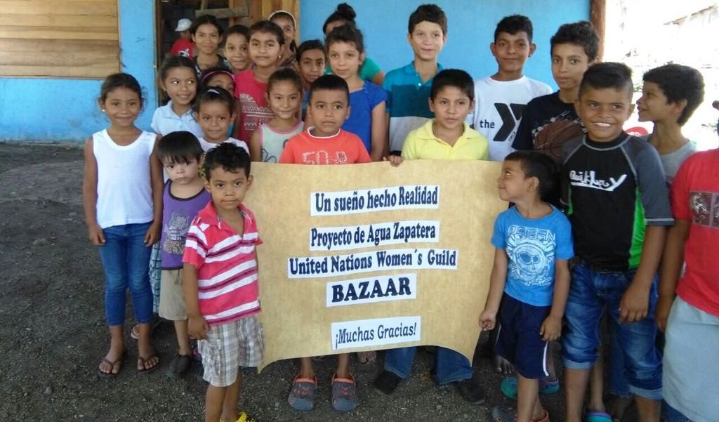 Children celebrating the Zapatera water project